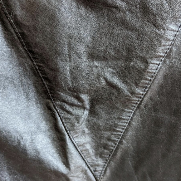 Vintage Genuine Leather Skirt - Picture 3 of 4
